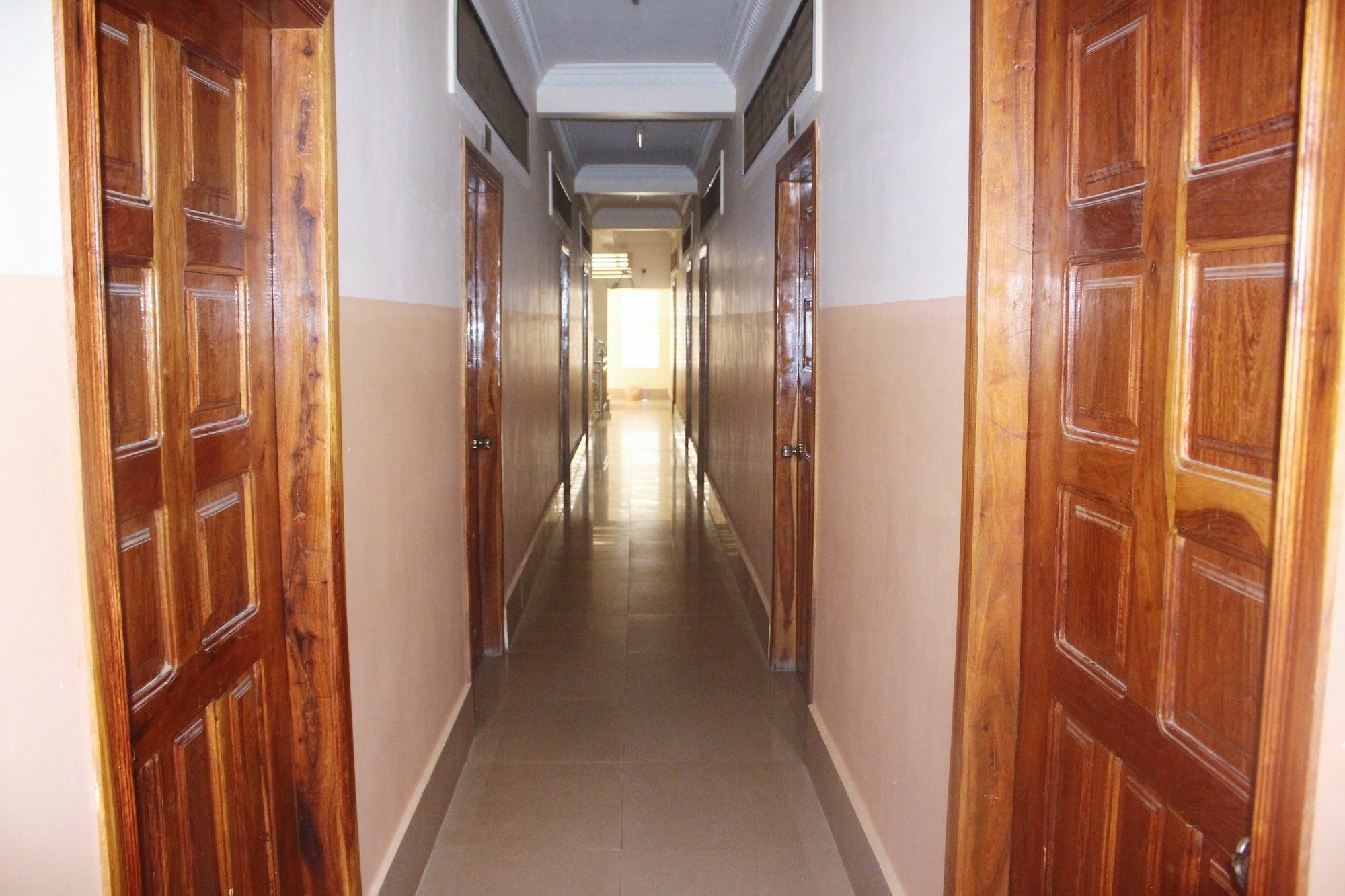 Shang Hai pensión Battambang Exterior foto